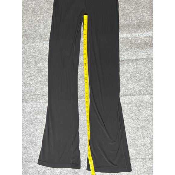 Lululemon Groove Super High Rise Flared Pants Nulu Black Athletic Leggings Size4 - Picture 9 of 9